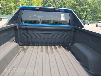 2025 Chevrolet Silverado EV LT Crew Cab Short Bed 3LT Extended Range - miniatura 17