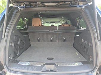 2025 Chevrolet Suburban High Country 3LZ - miniatura 16