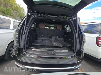 2025 Chevrolet Suburban High Country 3LZ - miniatura 15