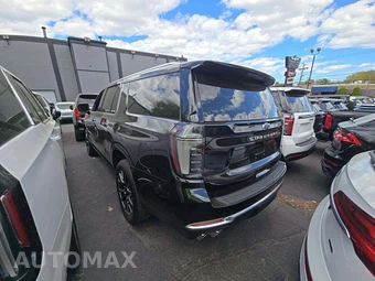 2025 Chevrolet Suburban High Country 3LZ - miniatura 2