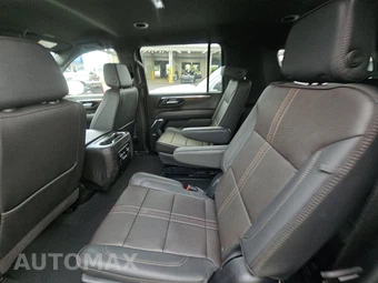 2025 Chevrolet Suburban High Country 3LZ - miniatura 13