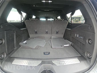 2025 Chevrolet Suburban High Country 3LZ - miniatura 17