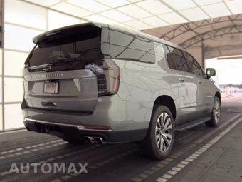 2025 Chevrolet Suburban High Country 3LZ - miniatura 4
