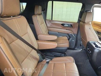 2025 Chevrolet Suburban High Country 3LZ - miniatura 17