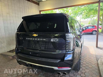 2025 Chevrolet Suburban High Country 3LZ - miniatura 3