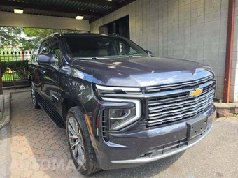 2025 Chevrolet Suburban High Country 3LZ - miniatura 4