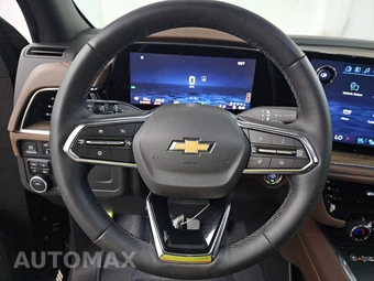 2025 Chevrolet Suburban High Country 3LZ - miniatura 10
