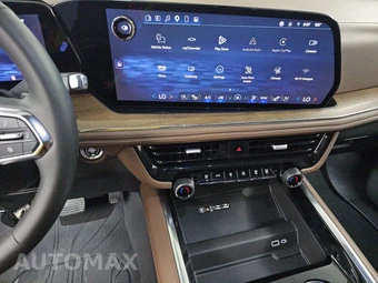 2025 Chevrolet Suburban High Country 3LZ - miniatura 11