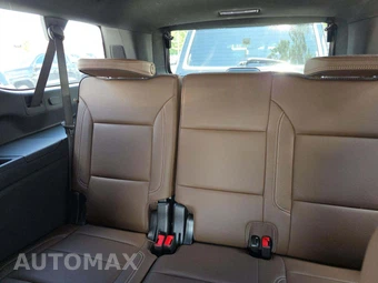2025 Chevrolet Suburban High Country 3LZ - miniatura 14