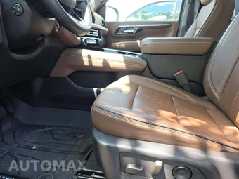 2025 Chevrolet Suburban High Country 3LZ - miniatura 5