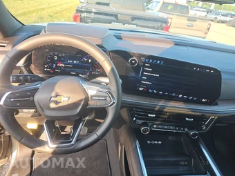 2025 Chevrolet Suburban High Country 3LZ - miniatura 11