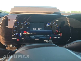 2025 Chevrolet Suburban High Country 3LZ - miniatura 12