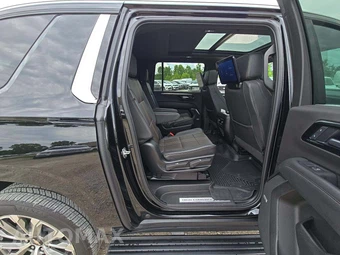2025 Chevrolet Suburban High Country 3LZ - miniatura 14