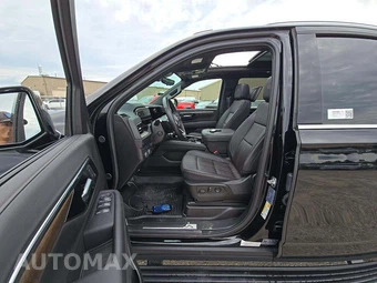 2025 Chevrolet Suburban High Country 3LZ - miniatura 3