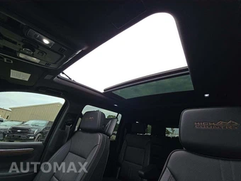 2025 Chevrolet Suburban High Country 3LZ - miniatura 8