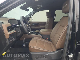2025 Chevrolet Suburban High Country 3LZ - miniatura 7