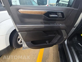 2025 Chevrolet Suburban High Country 3LZ - miniatura 9