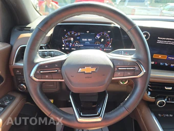 2025 Chevrolet Suburban High Country 3LZ - miniatura 10