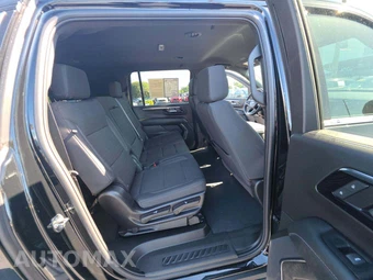 2025 Chevrolet Suburban LS 1LS - miniatura 17