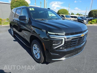 2025 Chevrolet Suburban LS 1LS - miniatura 4