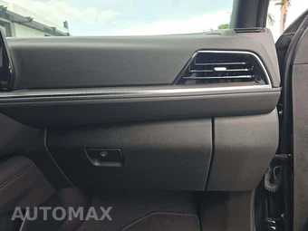 2025 Chevrolet Suburban LS 1LS - miniatura 17