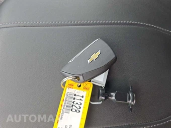 2025 Chevrolet Suburban LS 1LS - miniatura 5
