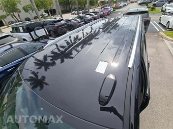 2025 Chevrolet Suburban LS 1LS - miniatura 9