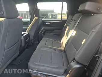 2025 Chevrolet Suburban LS 1LS - miniatura 13