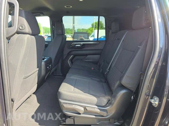 2025 Chevrolet Suburban LS 1LS - miniatura 10