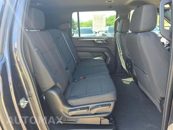 2025 Chevrolet Suburban LS 1LS - miniatura 14