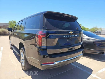 2025 Chevrolet Suburban LT 1LT - miniatura 2