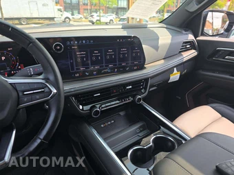 2025 Chevrolet Suburban LT 1LT - miniatura 10