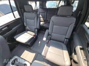 2025 Chevrolet Suburban LT 1LT - miniatura 13