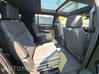 2025 Chevrolet Suburban LT 1LT - miniatura 17