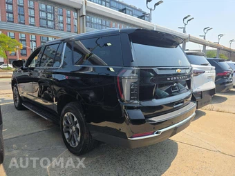2025 Chevrolet Suburban LT 1LT - miniatura 2
