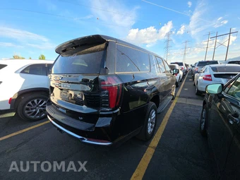 2025 Chevrolet Suburban LT 1LT - miniatura 4