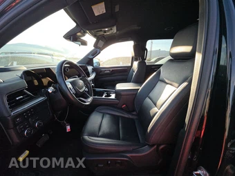 2025 Chevrolet Suburban LT 1LT - miniatura 7