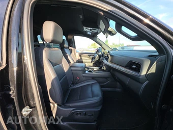 2025 Chevrolet Suburban LT 1LT - miniatura 8