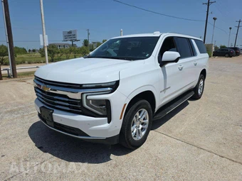 2025 Chevrolet Suburban LT 1LT