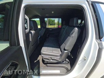2025 Chevrolet Suburban LT 1LT - miniatura 12