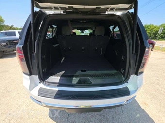 2025 Chevrolet Suburban LT 1LT - miniatura 14