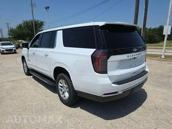 2025 Chevrolet Suburban LT 1LT - miniatura 2