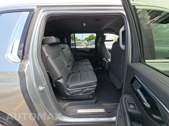 2025 Chevrolet Suburban LT 1LT - miniatura 17