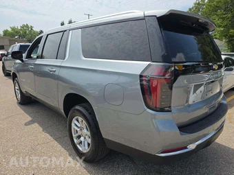 2025 Chevrolet Suburban LT 1LT - miniatura 2