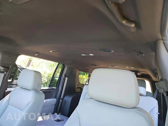 2025 Chevrolet Suburban LT 1LT - miniatura 11