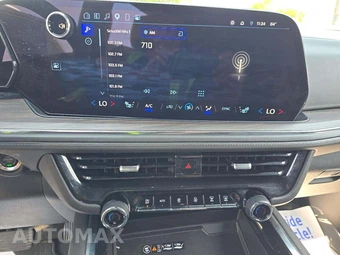 2025 Chevrolet Suburban LT 1LT - miniatura 10