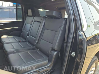 2025 Chevrolet Suburban LT 1LT - miniatura 13