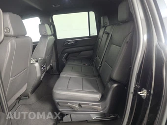 2025 Chevrolet Suburban LT 1LT - miniatura 13