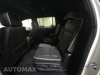 2025 Chevrolet Suburban Premier 1LZ - miniatura 13