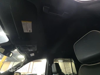 2025 Chevrolet Suburban Premier 1LZ - miniatura 18